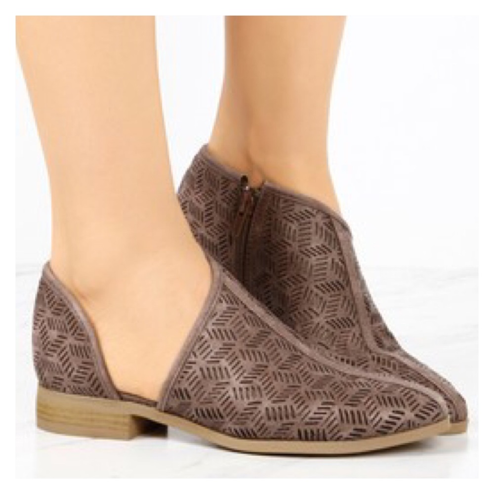 ✨Vegan Leather Perforated Slip On Booties - Picture 6 of 7